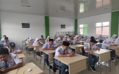 Ujian ASAS Digital Hari Pertama Berjalan Lancar dan Tertib. Inkuisi siswa sakit, Pendampingan di rumah