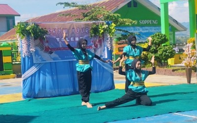 14 Bintang Muda MAN 2 Soppeng Tampilkan Bakat pada Show Your Talent 2025