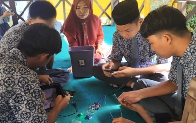 Ujian ASAS 2025 di MAN 2 Soppeng ditutup dengan Penilaian Inovasi Robotik